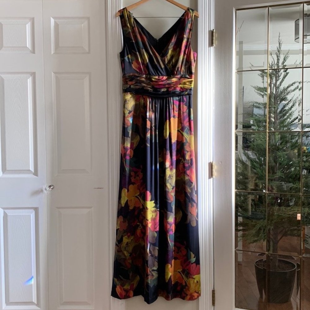 Banana Republic Black Maxi Dress with Multicolor Floral Design - Picture 4 of 16